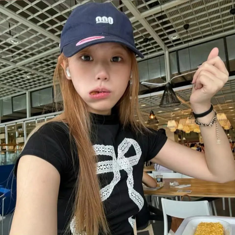 无名女士